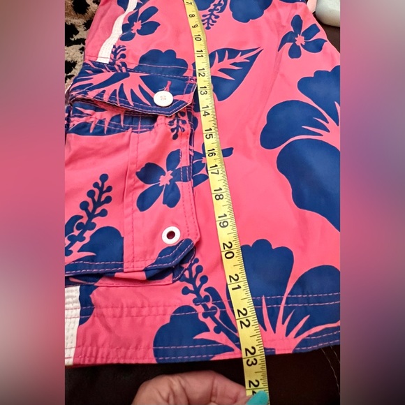 Abercrombie & Fitch Swim Trunks Size M Pink and Blue Floral 2018 Hibiscus Long - Picture 10 of 15
